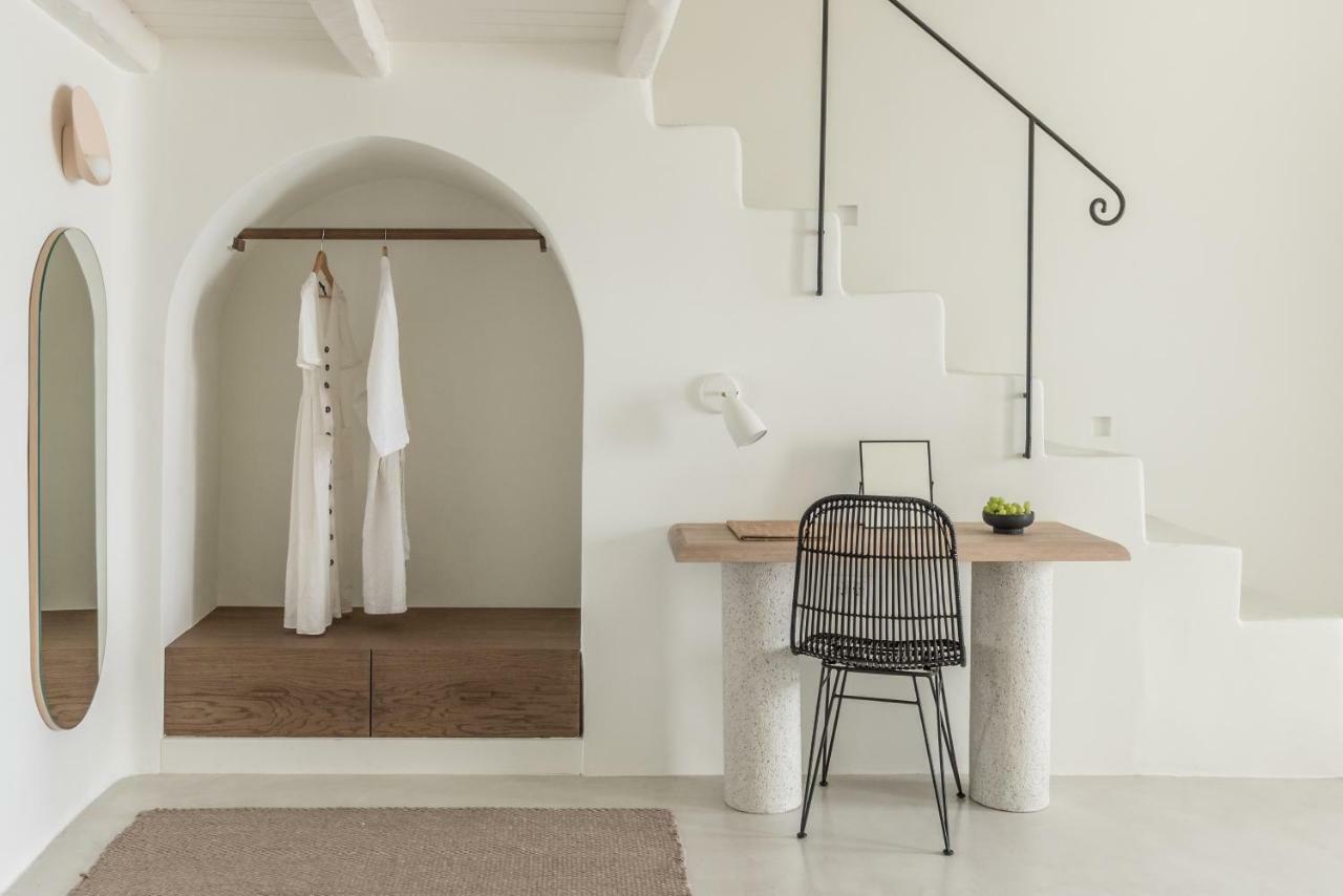 Enigma 4* Fira (Santorini)